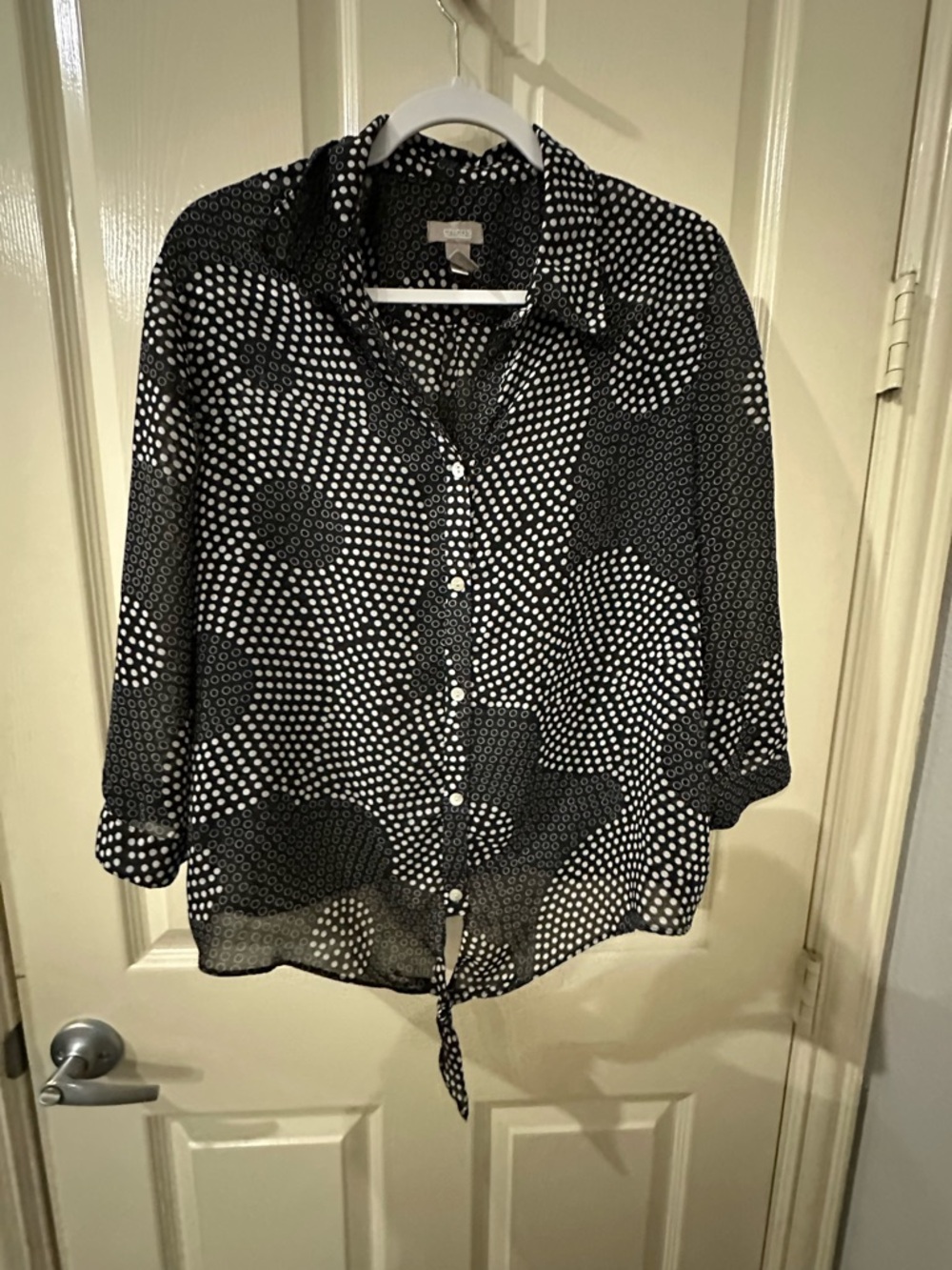 Chico’s Black & White Polka Dot AccentTie-Front Blouse - Lightweight Women’s 2